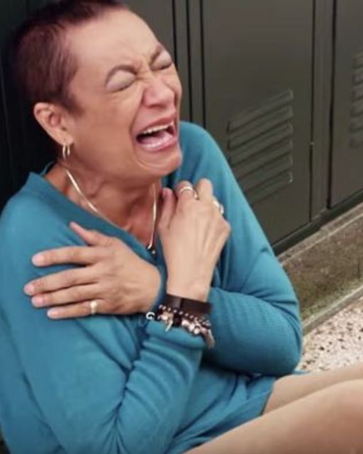 Sick Teacher Visits School—And Is Moved to Tears by Who’s Waiting