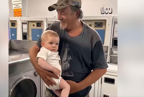 I Let a Stranger Hold My Grandson at the Laundromat—What Happened Next Still Haunts Me