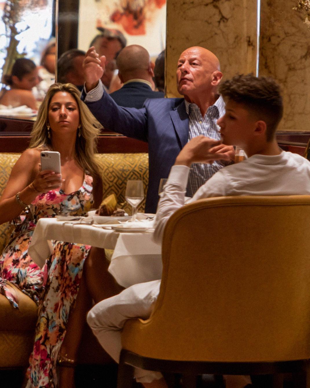 A Family Criticized My Service and Left the Restaurant Without Paying — But It Turned Out in My Favor