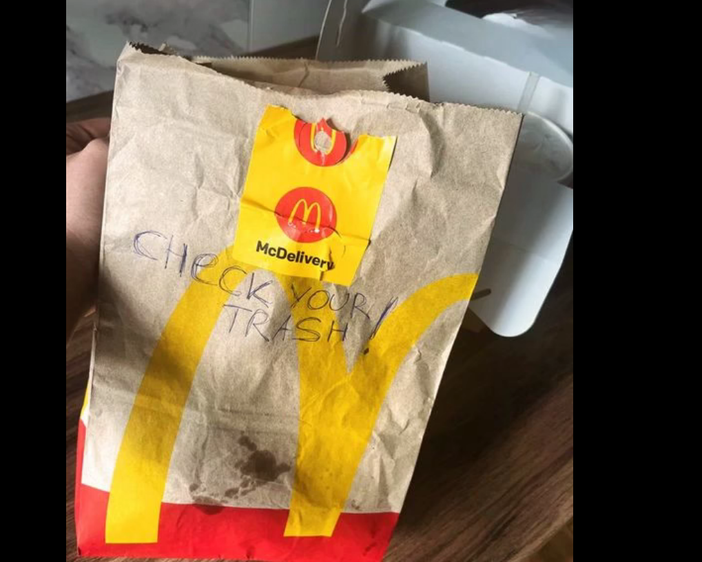A Note from a Delivery Driver May Have Saved My Family A Note from a Delivery Driver May Have Saved My Family