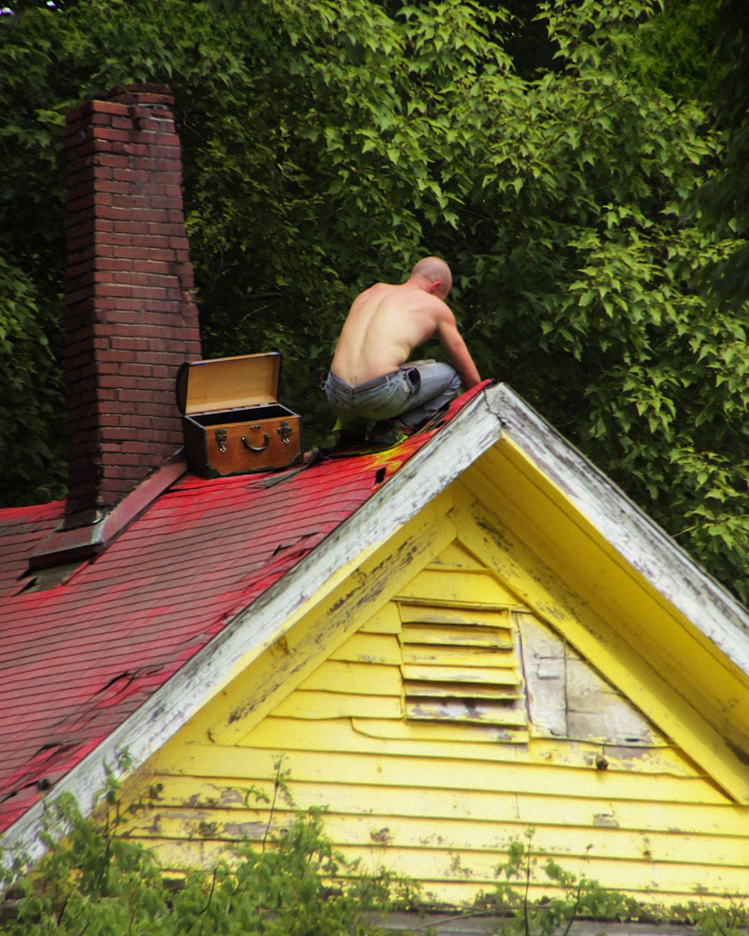 Workers Found My Late Husband’s Hidden Stash — But They Never Expected What Happened Next