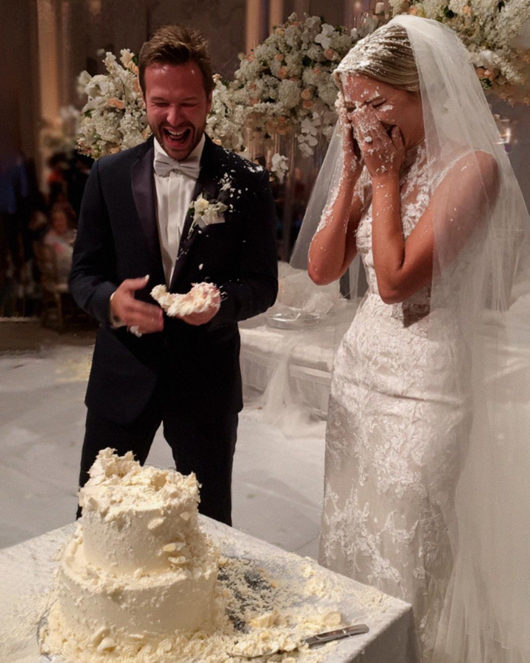 My Groom Smashed Cake in My Face as a “Joke” — I Was on the Verge of Tears Until My Brother Did Something No One Expected
