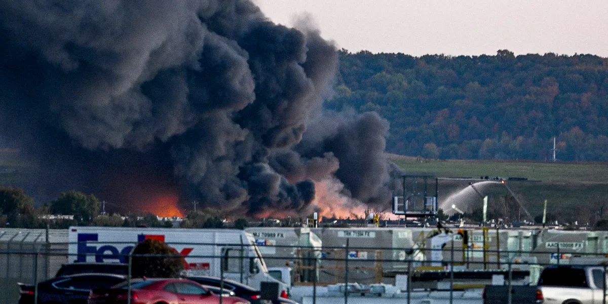 UPS Cargo Plane Crashes Near Louisville — What Witnesses Saw and Officials Confirmed